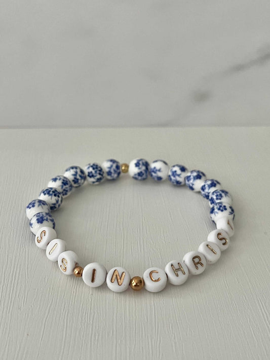 Sis In Christ Floral Bead Bracelet – Christian jewelry with floral design.

