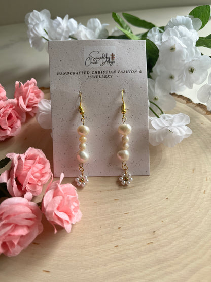 Pearl Daisy Gold Earrings with freshwater pearls – Christian jewelry for women