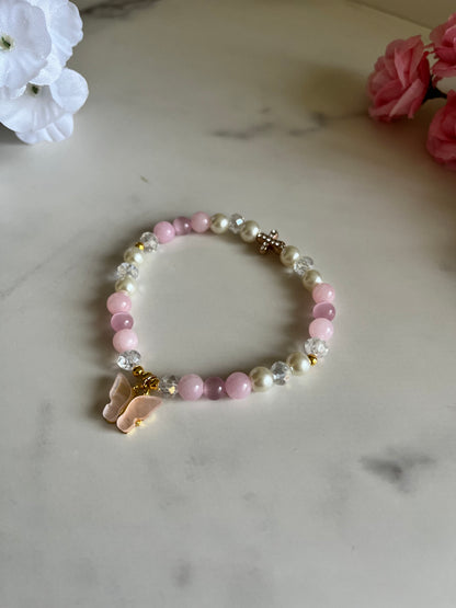 Bracelet chrétien papillon avec perles et croix pour femme