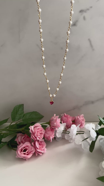 Gold Heart Necklace with Freshwater Pearl – 18K Heart Pendant