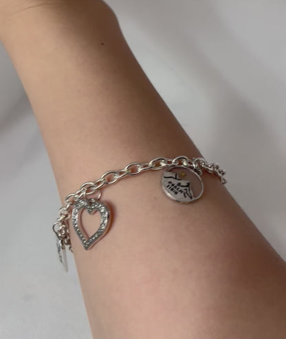 Pulsera de plata de ley con dijes cristianos